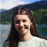 Erfahrene Nachhilfelehrerin bietet Online-Unterricht in Wien